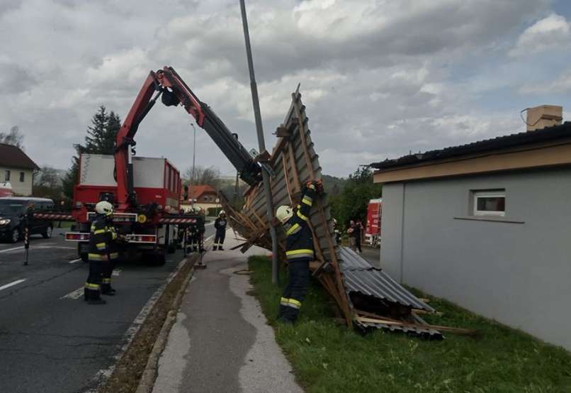 podrta streha, kirschentheuer