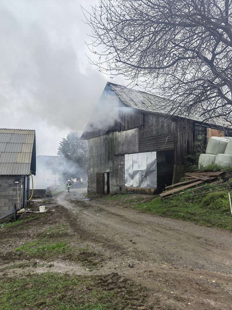 požar-v-spodnji-kapli