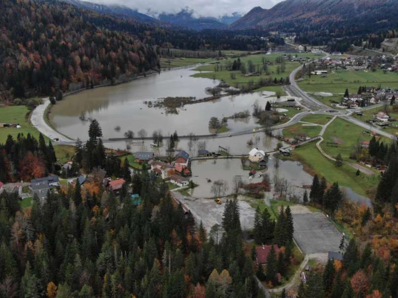 jezero ledina