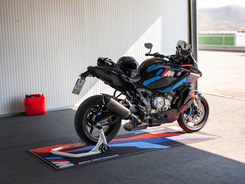 BMW M 1000XR_001