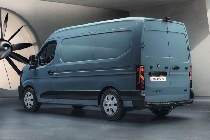 renault-master-2023
