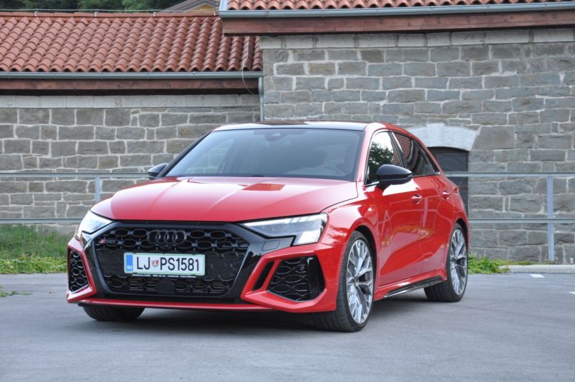 AUDI RS3_ (2)