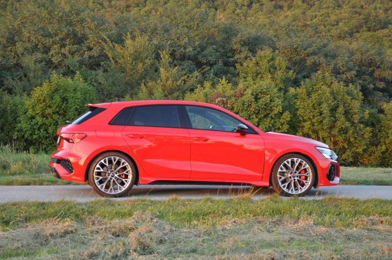 AUDI RS3_ (4)