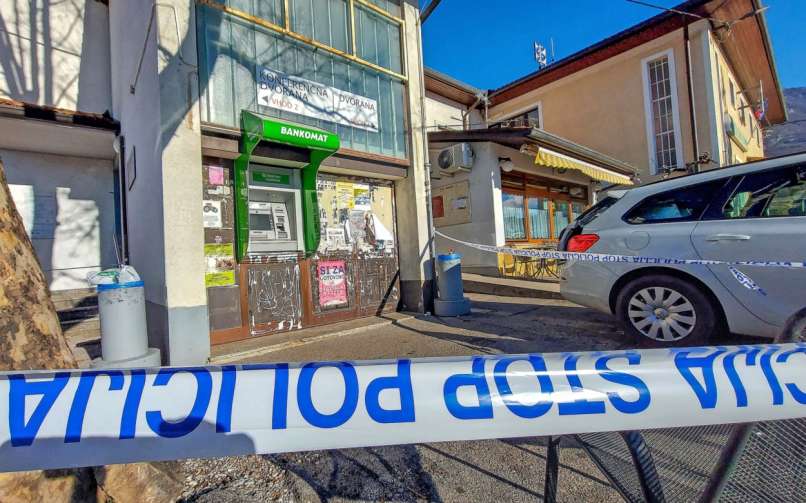 bankomat, šempas