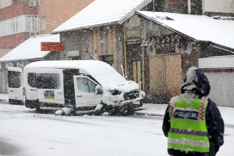 zagreb, prometna-nesreča, policijski-lov, migrant, hrvaška-policija