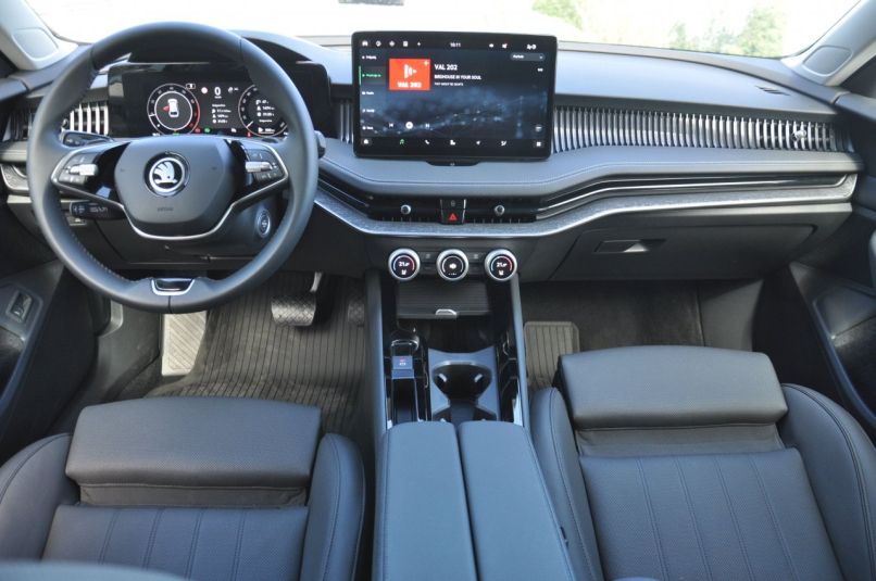 škoda-superb-2024