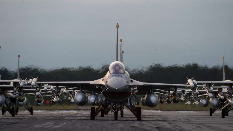 f-16