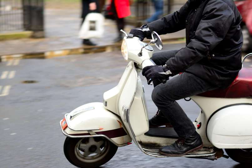 moped, vespa