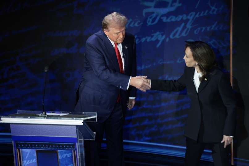 donald trump, kamala harris