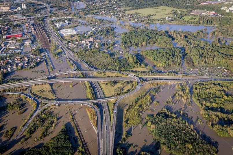 poplave, ostrava, češka, reka-odra