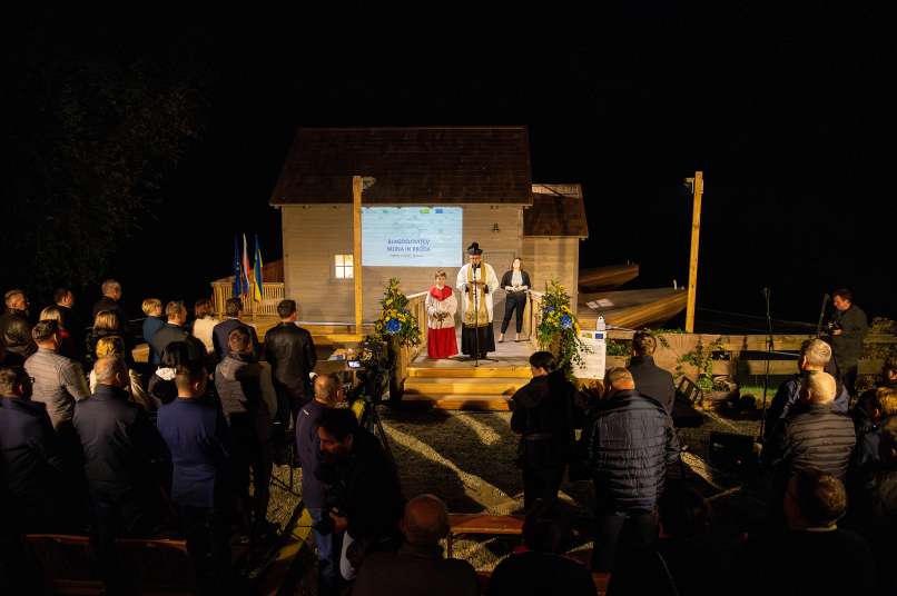 otok-ljubezni, ižakovci