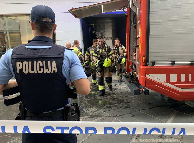 policiija gasilci
