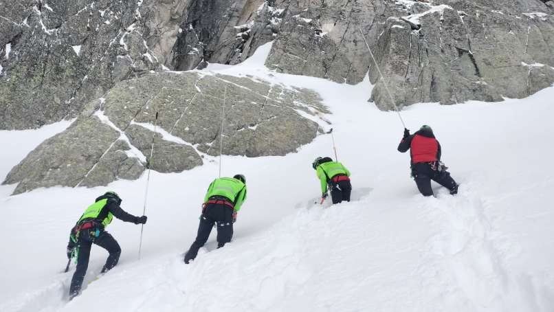 dolomiti, iskalna-akcija, italijanski-gorski-resevalci