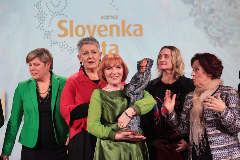 Jolanda Grom Ravnikar