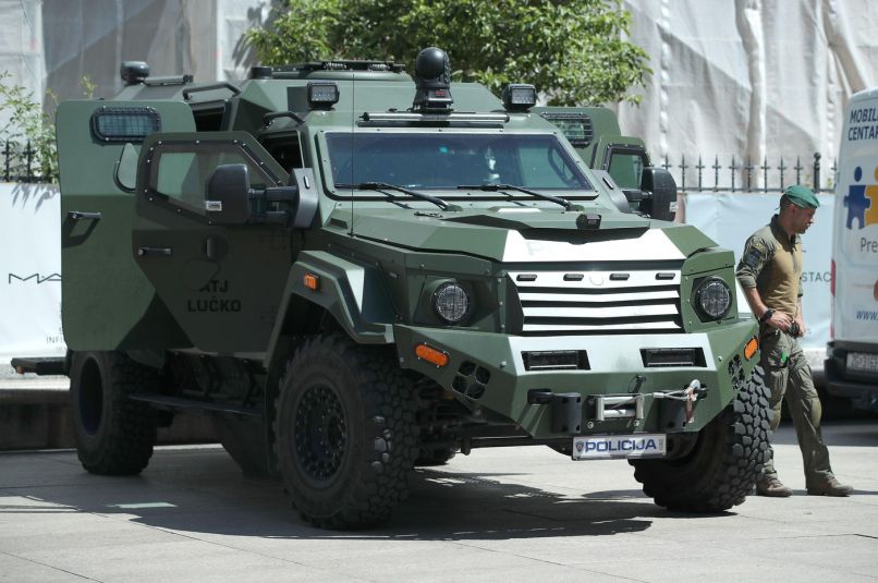 vozilo policija
