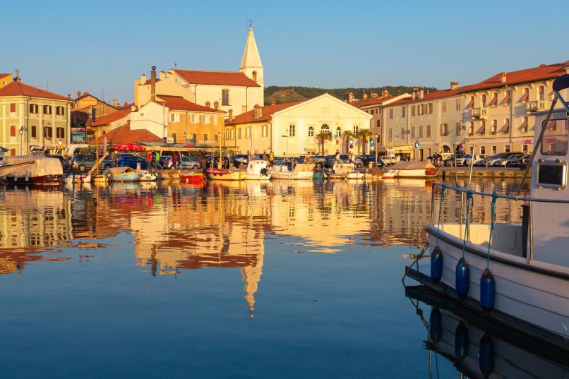 Izola