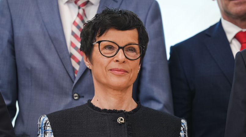 marta kos