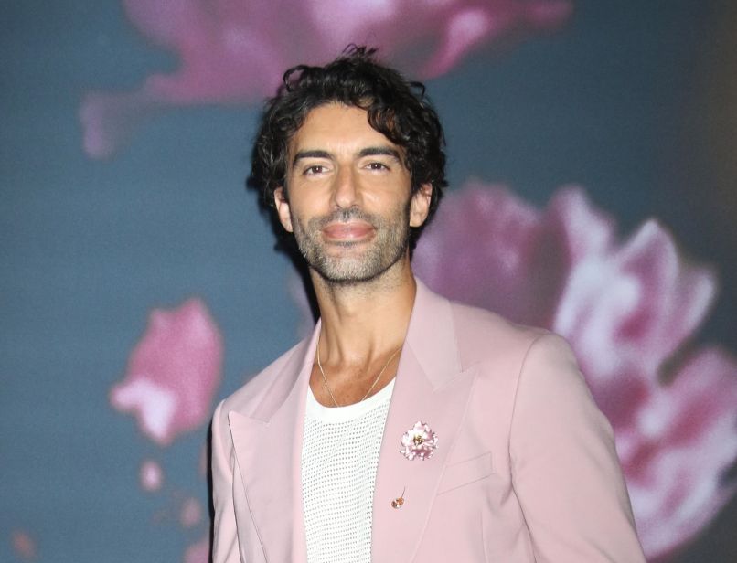 Justin Baldoni - Justin Baldoni je na sodišču izgubil vrtoglavih 352 milijonov evrov odškodnine