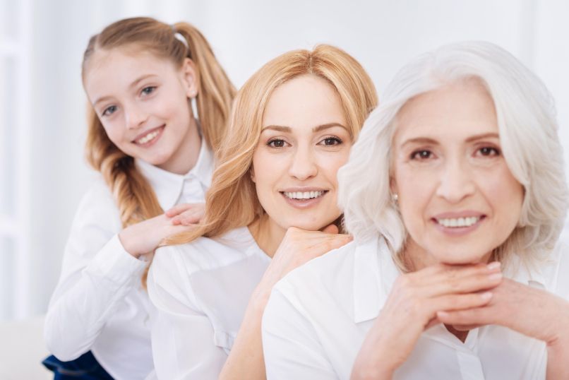 generacije, geni, družina, mama, hči, babica