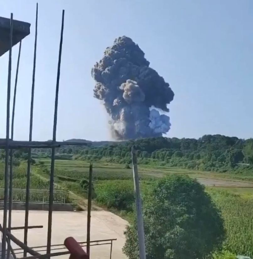 eksplozija, hunan