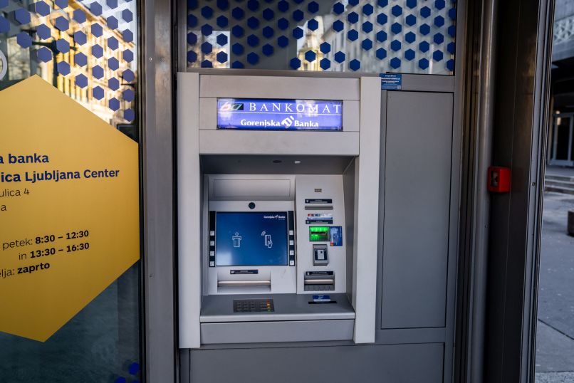 bankomat, gorenjska banka