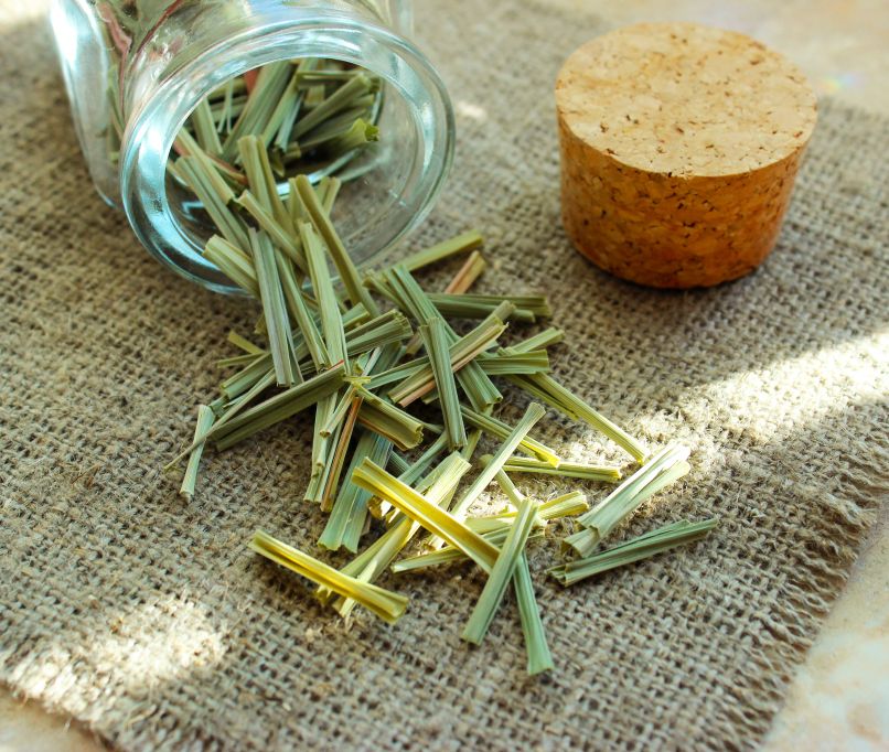 gospodinjski-triki, limonska trava