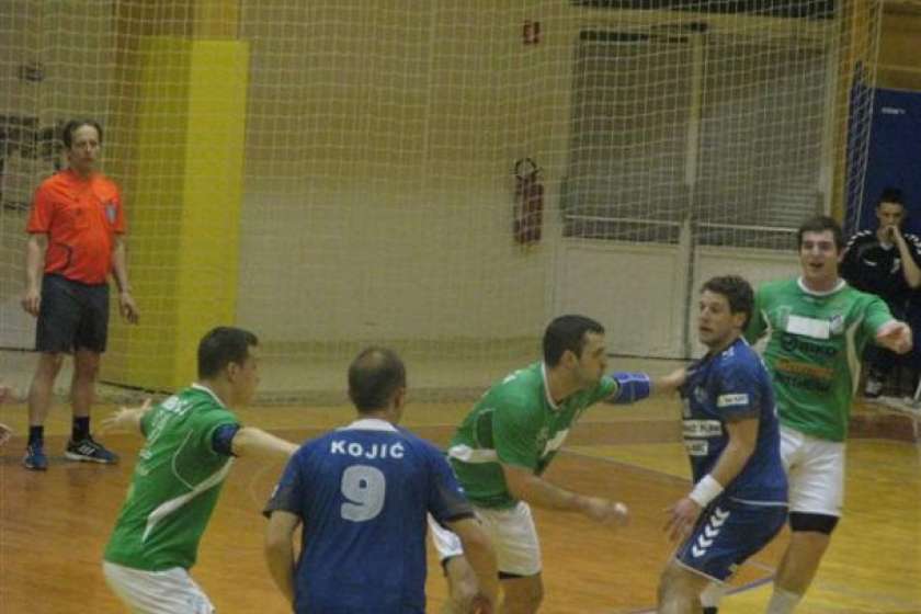FOTO: Suhorobarji do točk proti Ribarjem