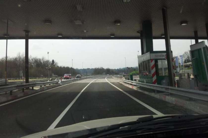 V&F: Potopili otok