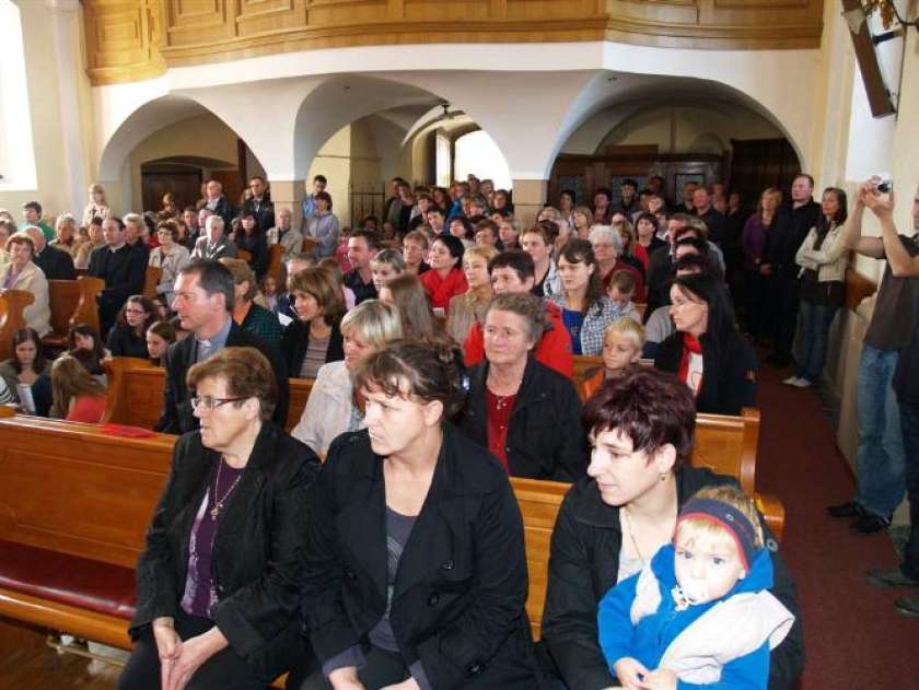 FOTO: Otroški zbori v Zagradcu