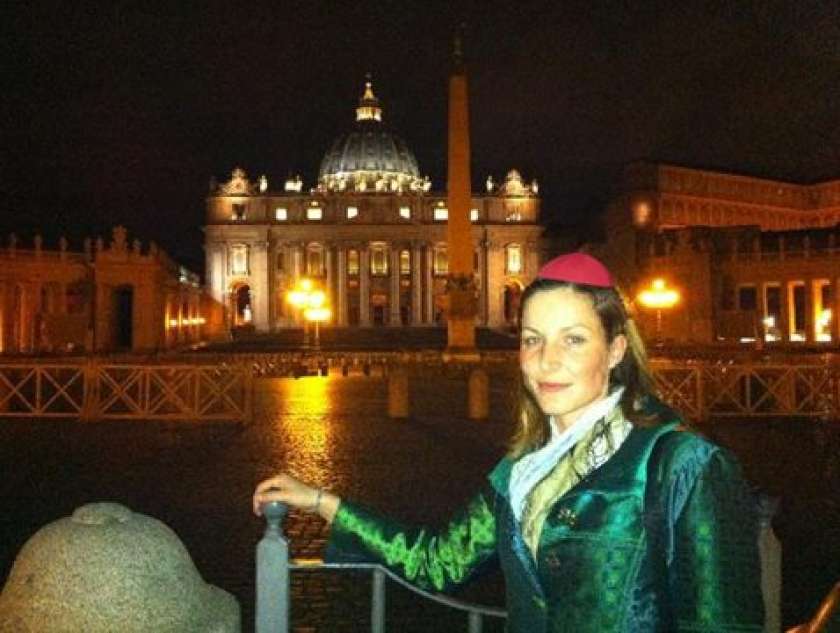 FOTO: Sandra pri papežu za večji vpliv žensk v Vatikanu