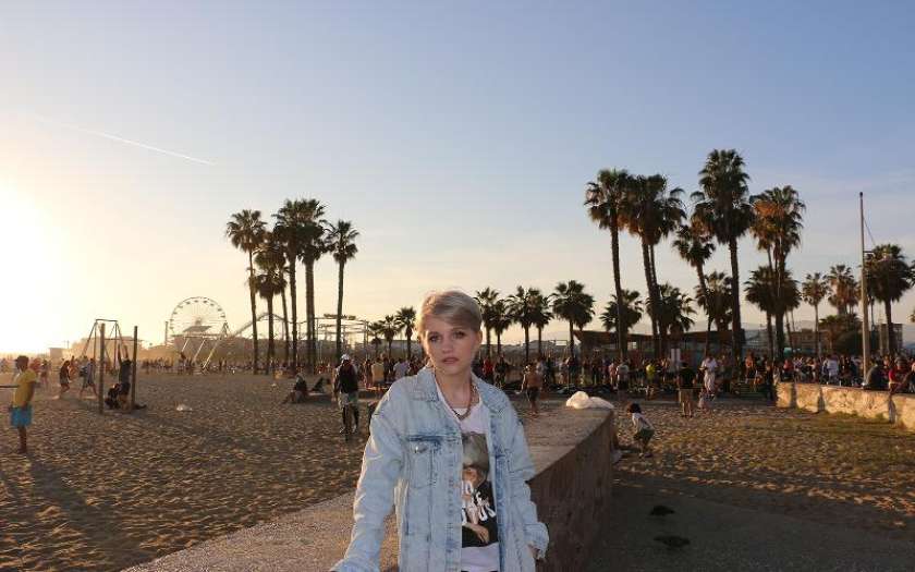 HIT DNEVA: Anja Kotar &#39;Tightrope&#39;