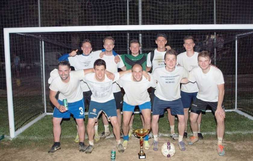V&#38;F: Nočni nogometni turnir v Vavti vasi 