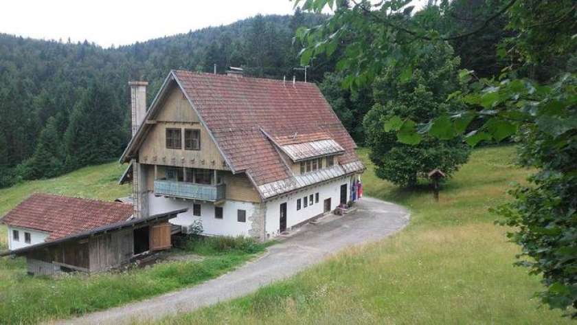 FOTO&#38;AVDIO: Planinski dom na Travni Gori znova zaprt