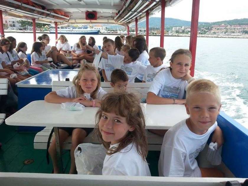 AVDIO: Tudi otroci z Ribiškega na letovanju na Debelem Rtiču 