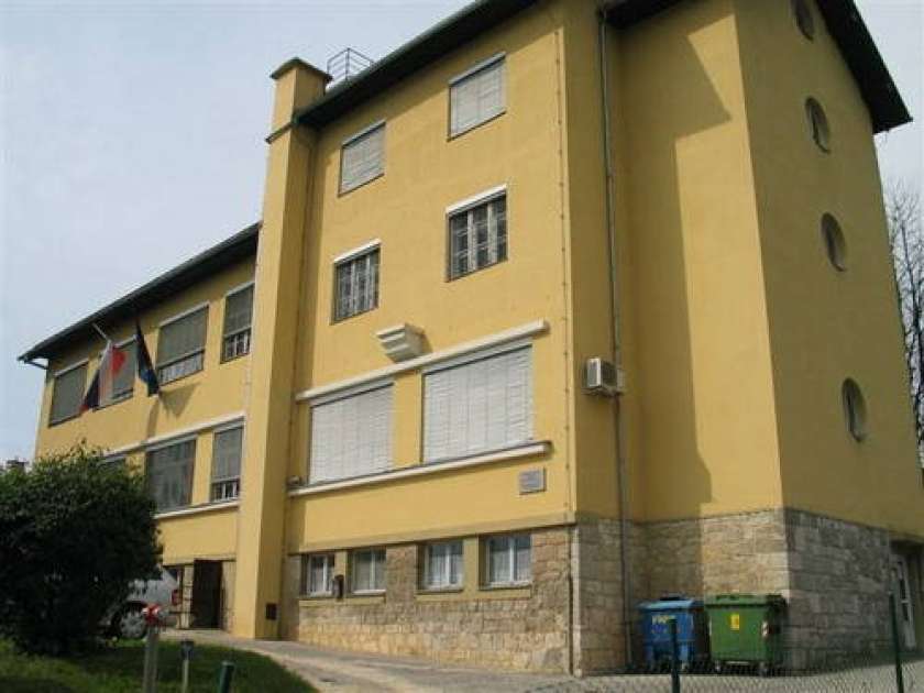 Na Malem Slatniku se šoli obeta korenita prenova