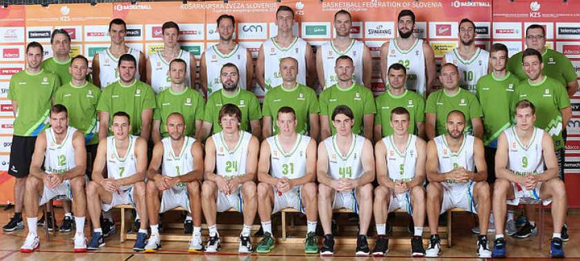 Slovenski košarkarji z Bolgari