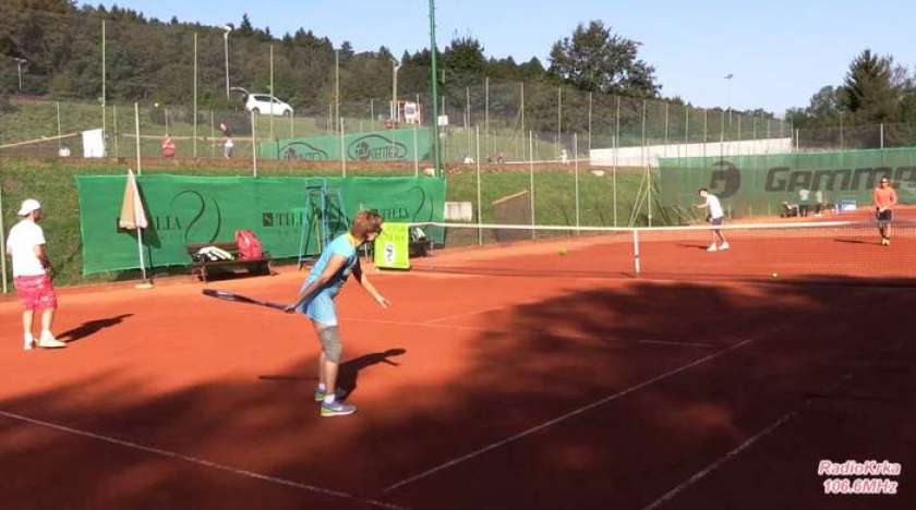 FOTO&#38;VIDEO: Župan na tenisu