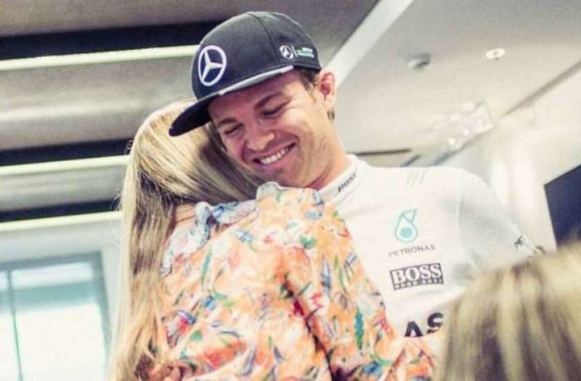  	Nemec Nico Rosberg je svetovni prvak formule 1 za sezono 2016