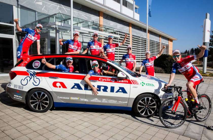 F&#38;V: Predstavitev kolesarske ekipe Adria Mobil
