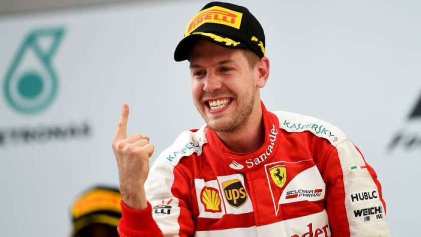 Vettel dobil prvo dejanje