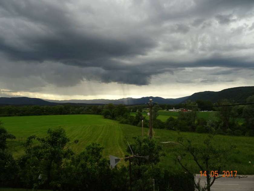 Foto: Neurje v Prečni
