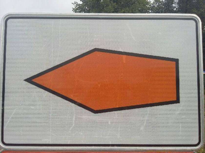 Zaradi del od torka do četrtka popolna zapora ceste Novo mesto-Metlika