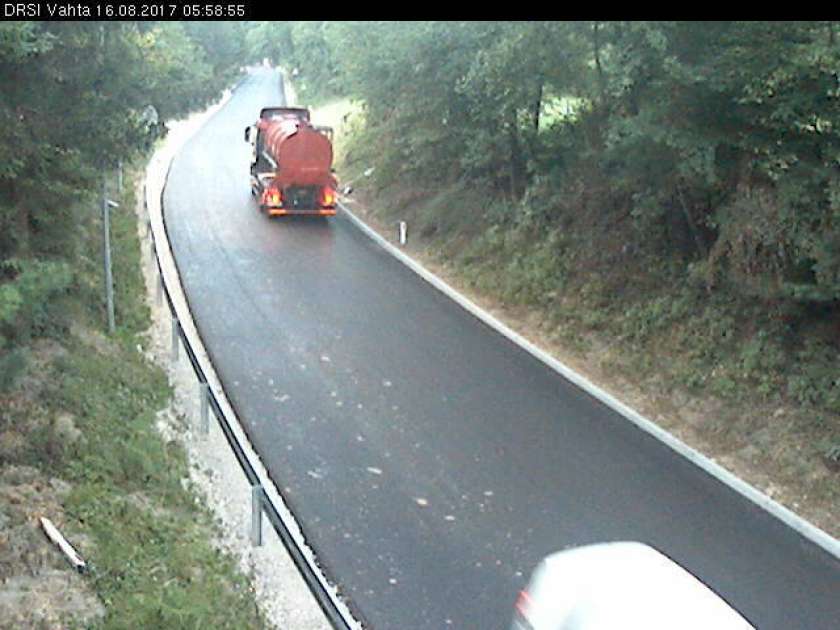 Cesta čez Gorjance na Vahti zaprta