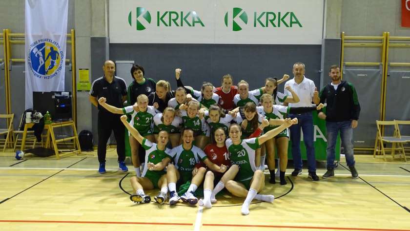 Rokometašice Krke slavile in se uvrstile v ¼ finale pokala Slovenije