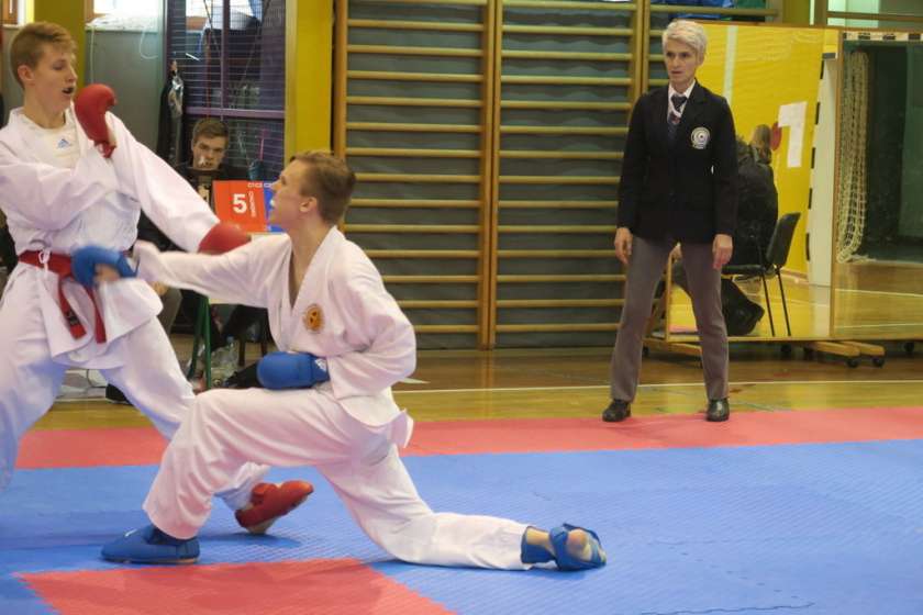 FOTO: Luka in Ela zmagovalca 3. kola šolske karate lige