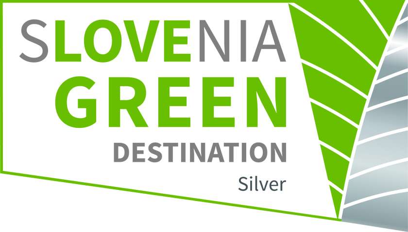 Novo mesto s srebrnim znakom Slovenia Green Destination