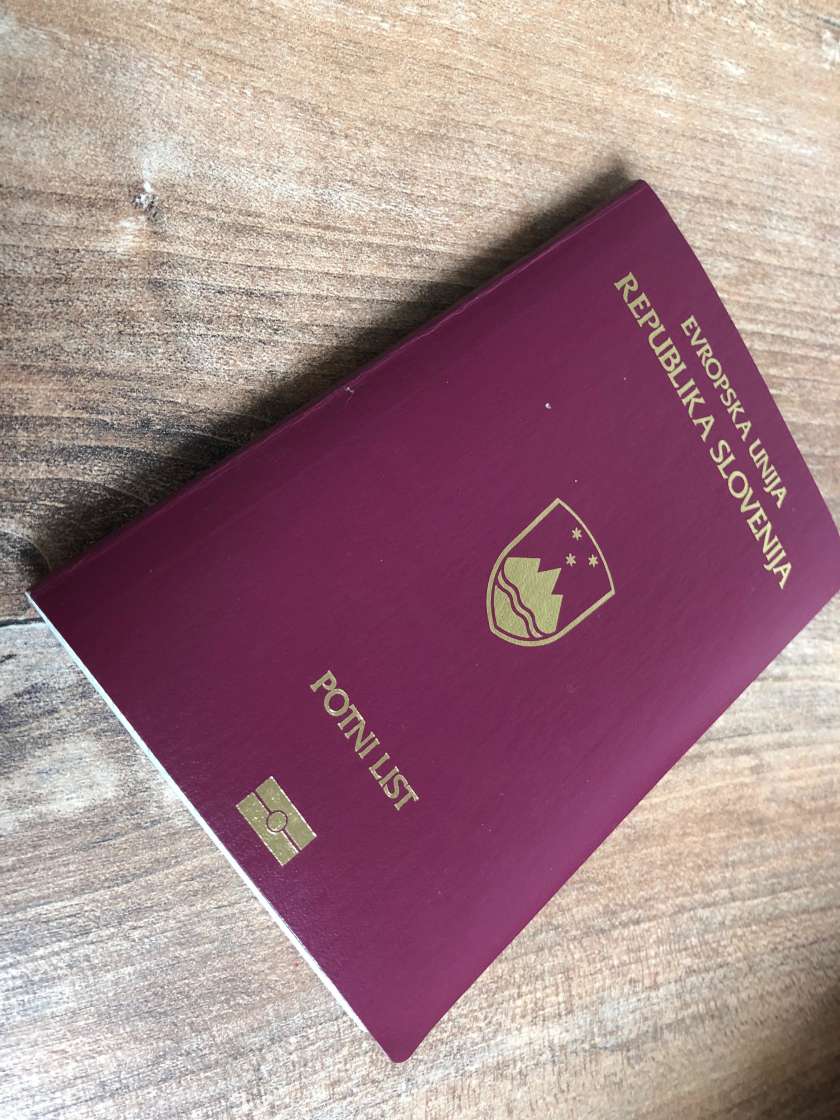 Slovenski potni list je star 30 let