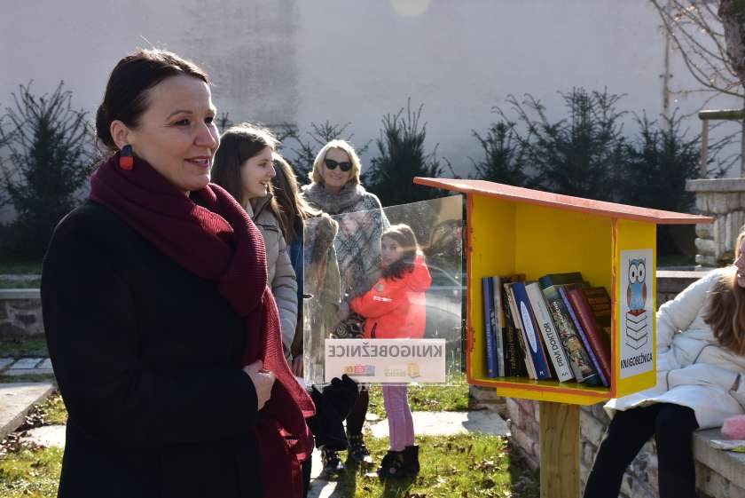 AVDIO&FOTO: V Brežicah imajo dve novi knjigobežnici