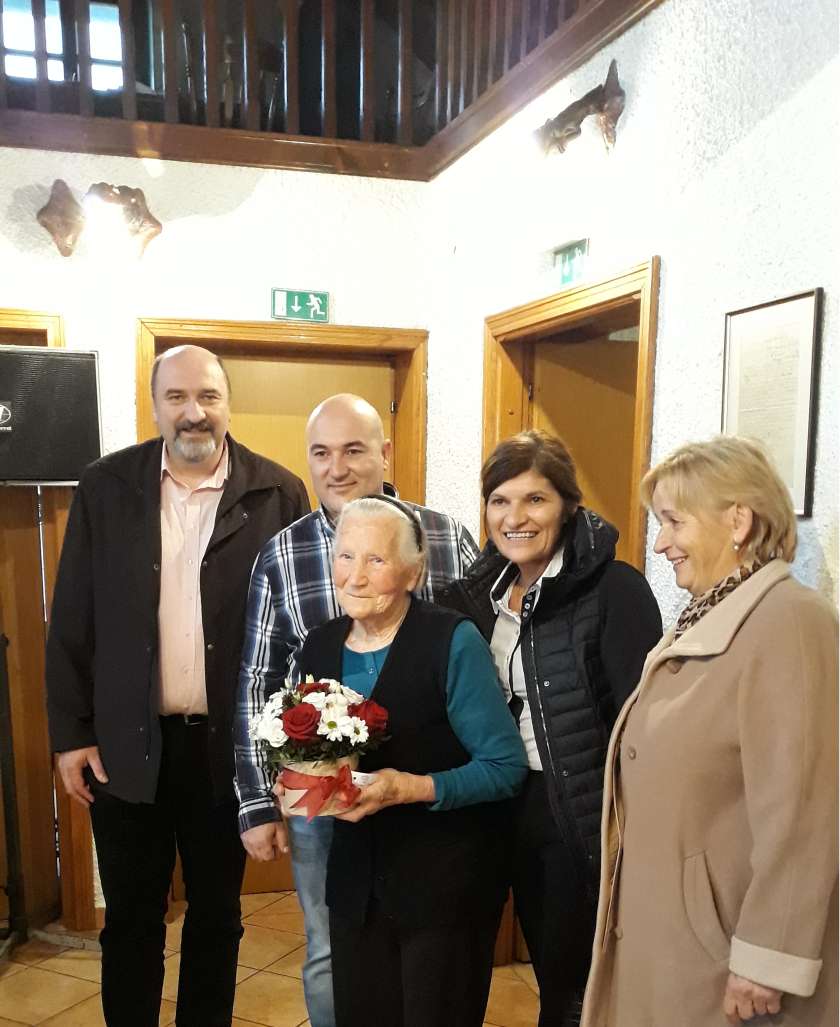 90 let Katarine Petric