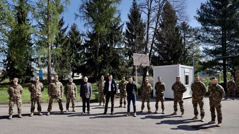 FOTO&AVDIO&VIDEO: Predsednik Pahor z delegacijo obiskal Črnomelj